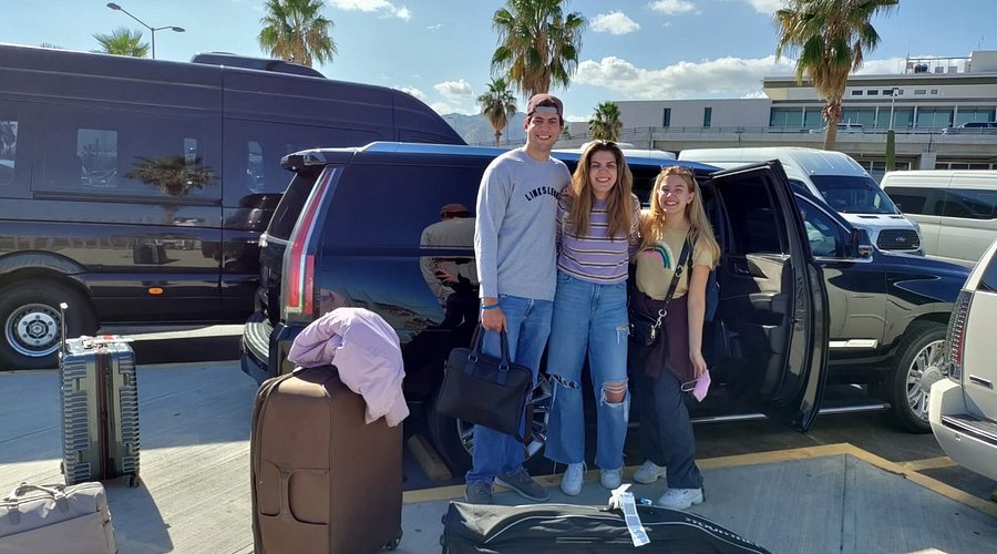 Exclusive Cabo Car Service