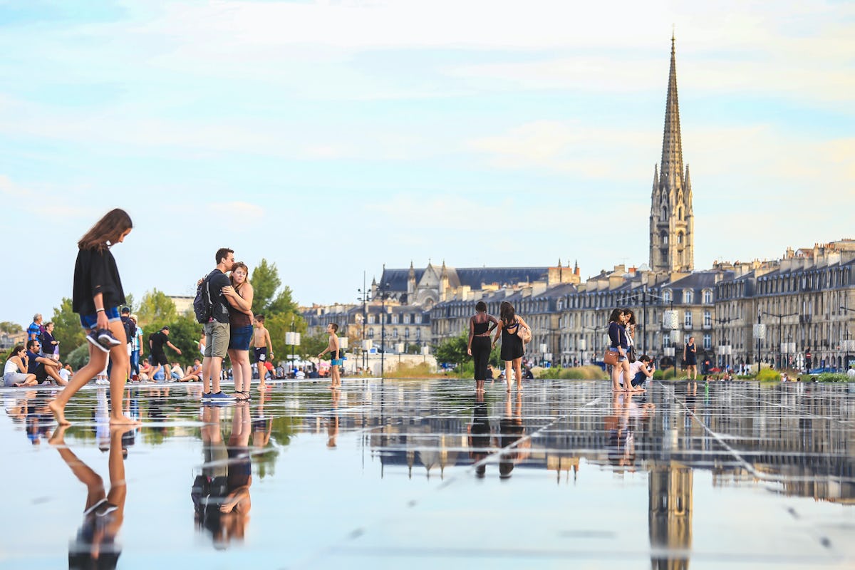 Visit Bordeaux in Summer Visit Bordeaux in Summer