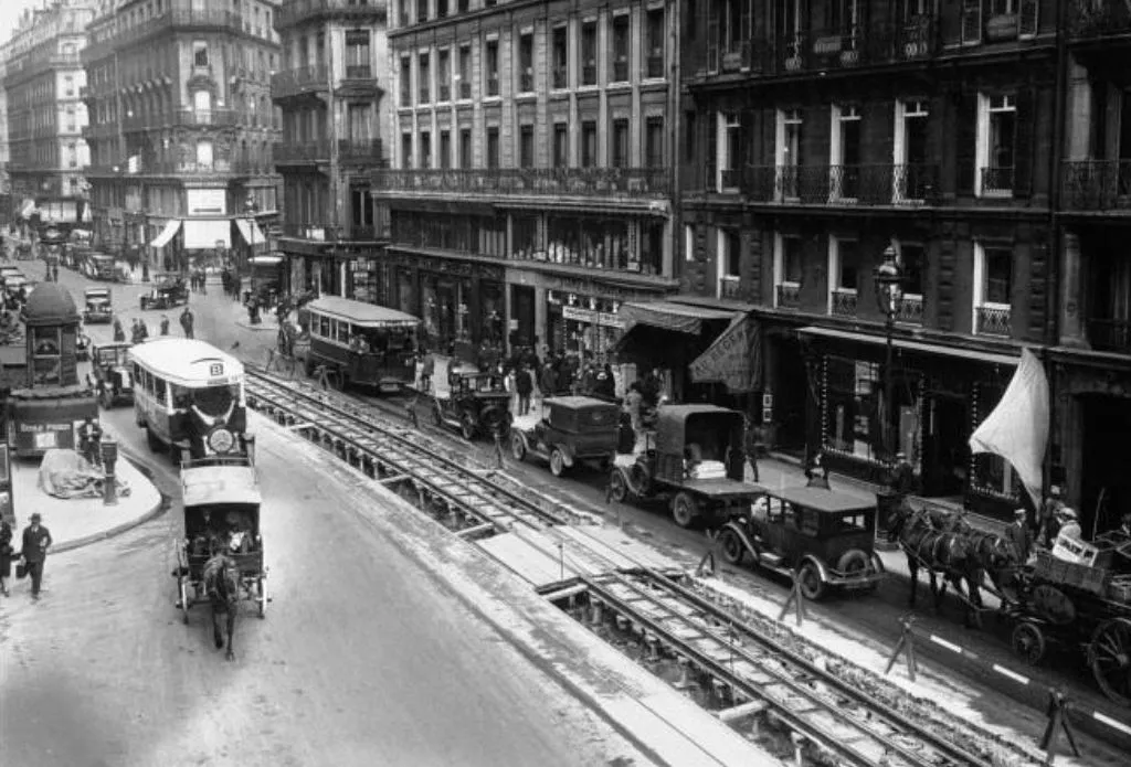 Historical photos of Paris