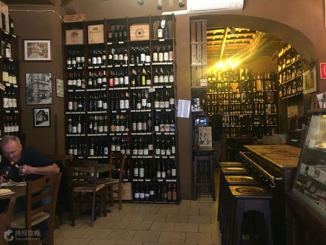 Il Goccetto wine bar in Rome