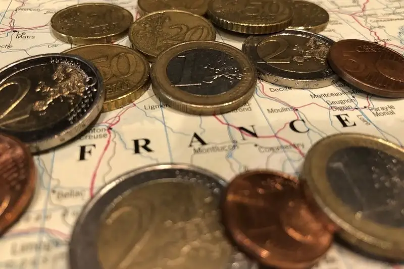 EURO, France currency The official currency of France is the Euro (€). It is used throughout the country and across most of the European Union.