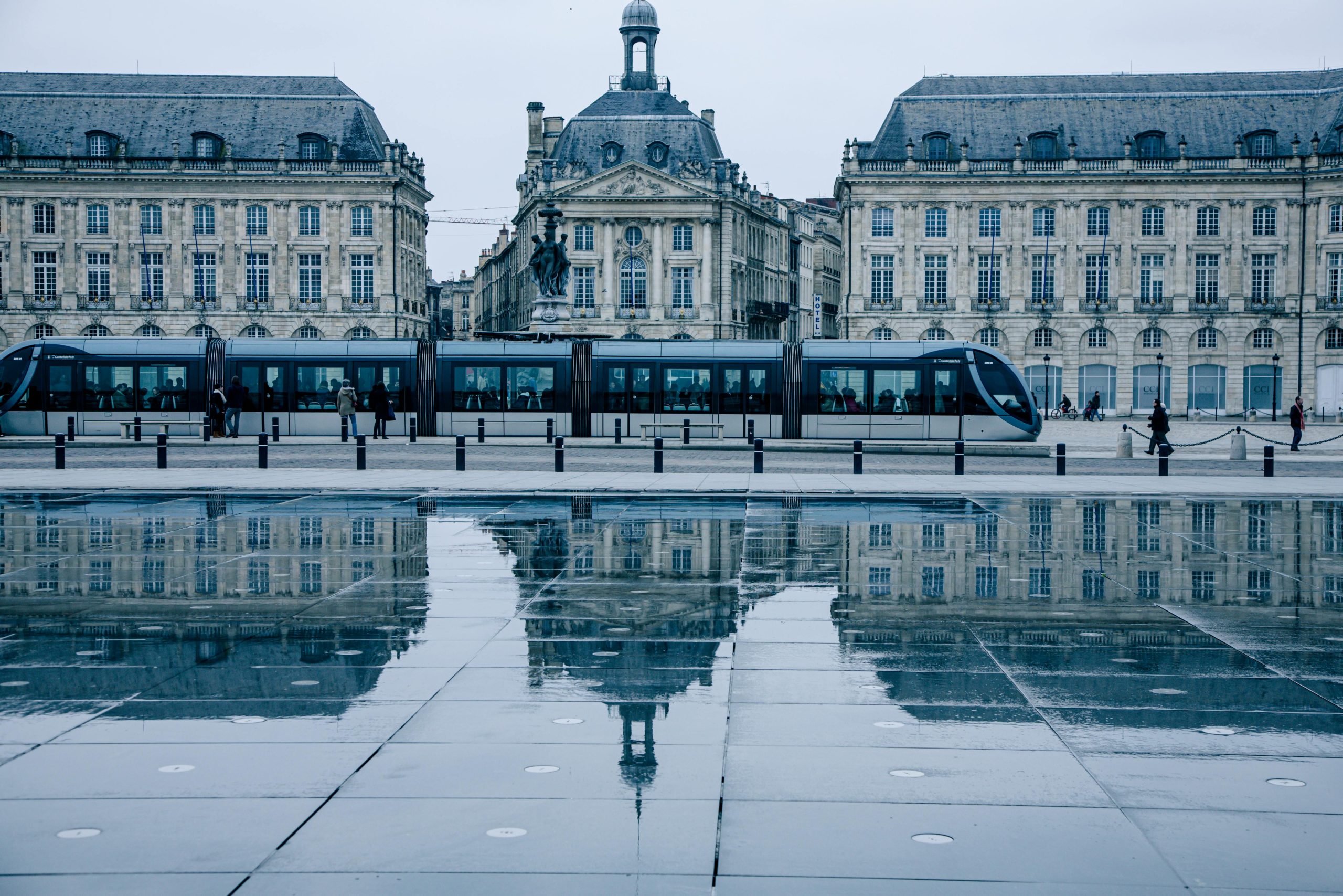 The Water Mirror (Miroir d’Eau)