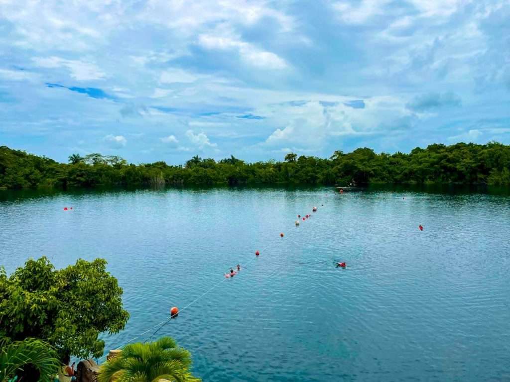Cenote Azul
