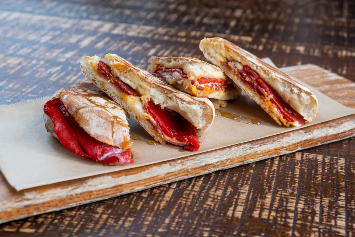 Bikini (pressed sandwich)